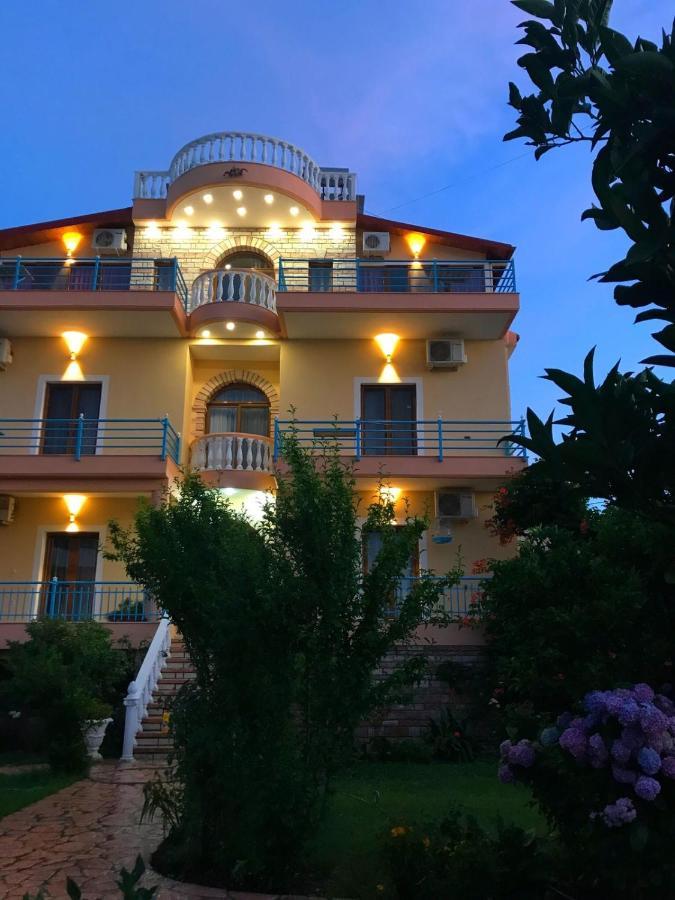 Вилла Vila Laura Pasha Ксамил Экстерьер фото